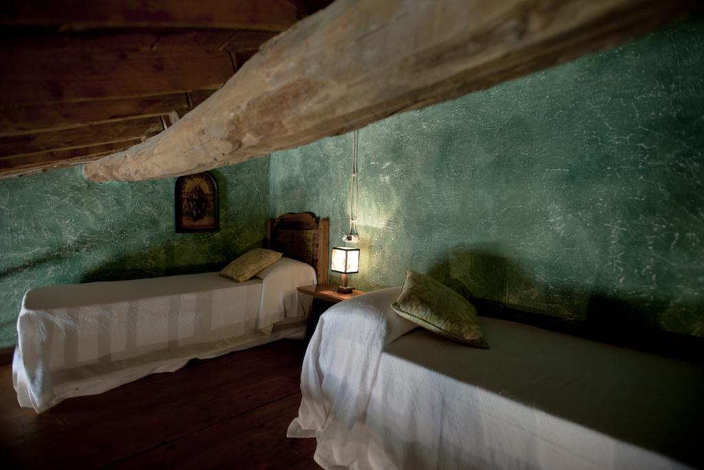 Agriturismo La Pieve Pelago Værelse billede